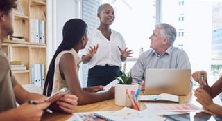 Como equilibrar liderança e gestão